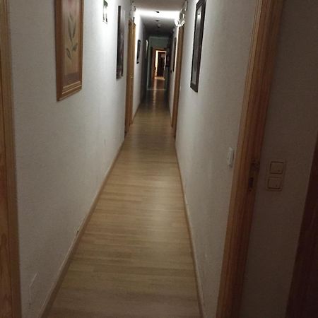 Hostal טרס קנטוס מראה חיצוני תמונה