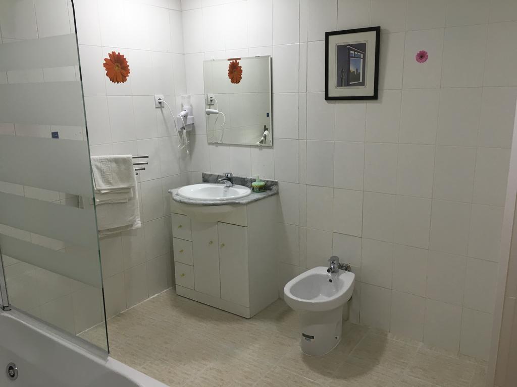 Hostal טרס קנטוס מראה חיצוני תמונה